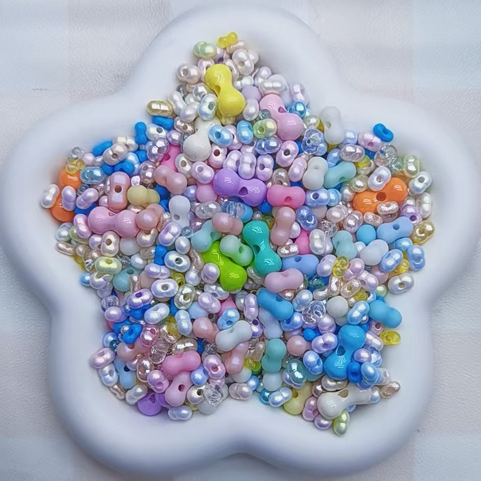 Self selected plastic beads