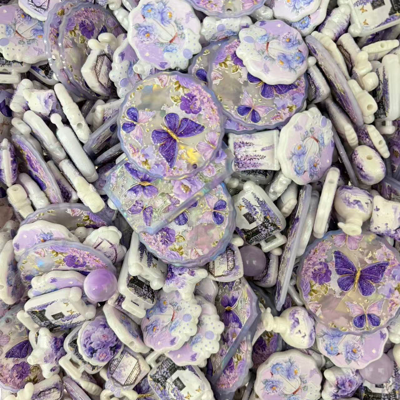 Self selected plastic beads
